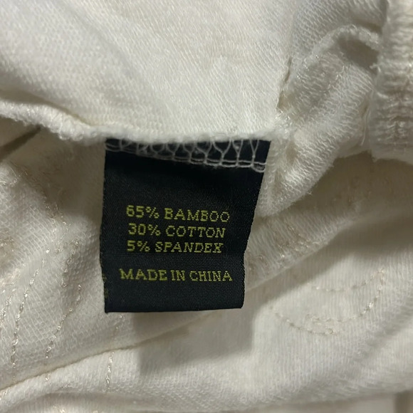 Sameunderneath Women’s White Zipper Front Hooded Embroidered Back Hoodie Large - Picture 11 of 11